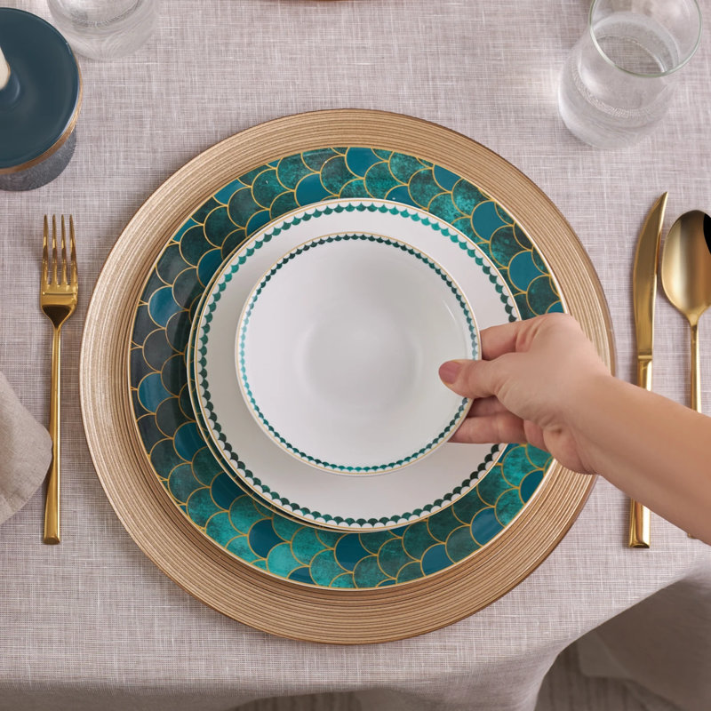 Everly Quinn Mireille Porcelain China Dinnerware Set Service for 6